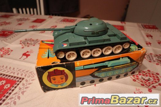 tank ites krabice – fotografie 1