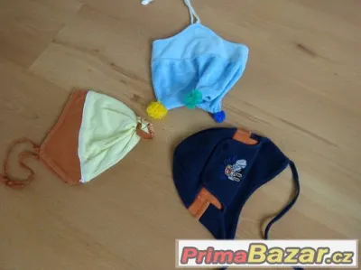 3x koj. čepice