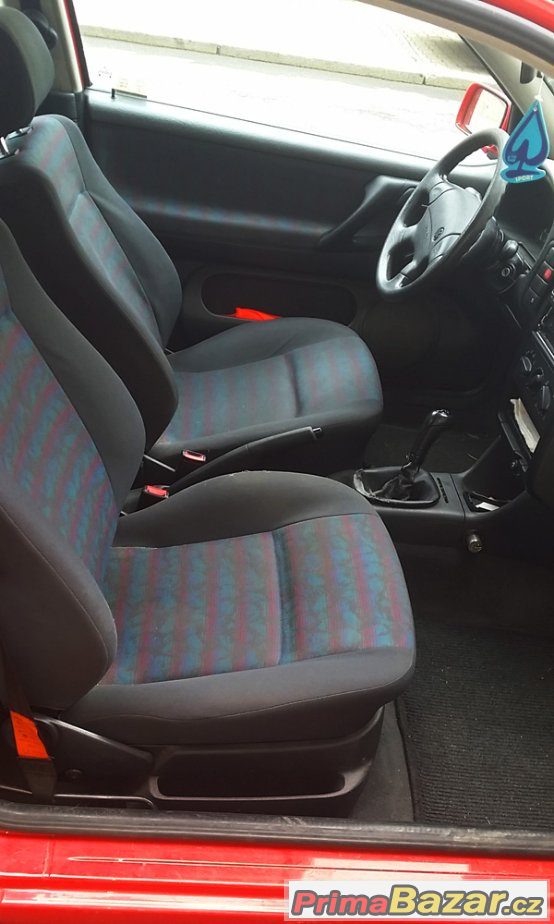 Zachovalé auto ideální do města – fotografie 6