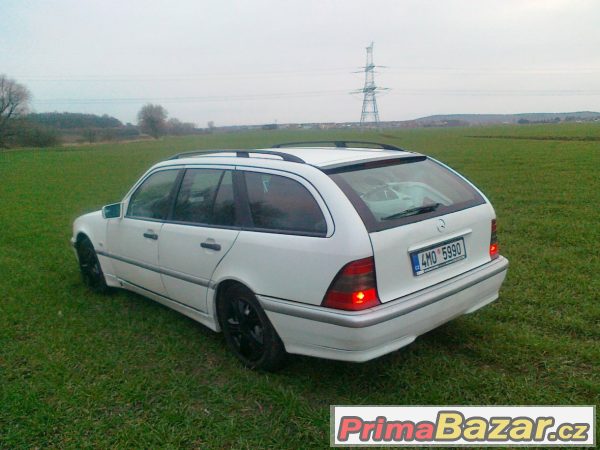 W202 C 220D, kombi – fotografie 4