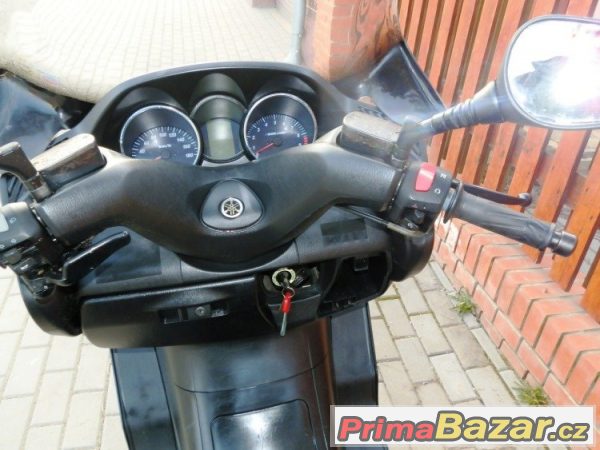 Yamaha YP 400 Majesty, skútr – fotografie 5