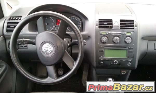 VW Touran TOP STAV – fotografie 2