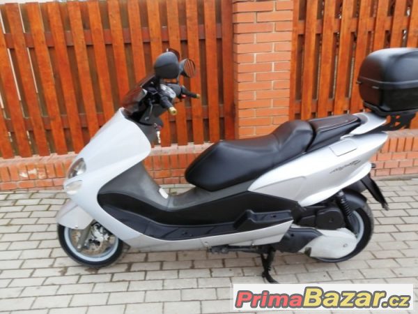 Yamaha Majesty 180, skútr – fotografie 3