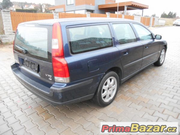 Volvo V70 2.4 D5 automat  – fotografie 4