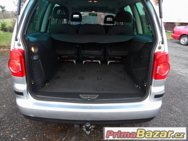 VW Sharan 1.9 TDi 96kW 7 místné – fotografie 3