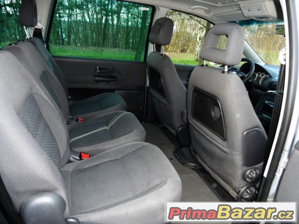 VW Sharan 1.9 TDi 96kW 7 místné – fotografie 5
