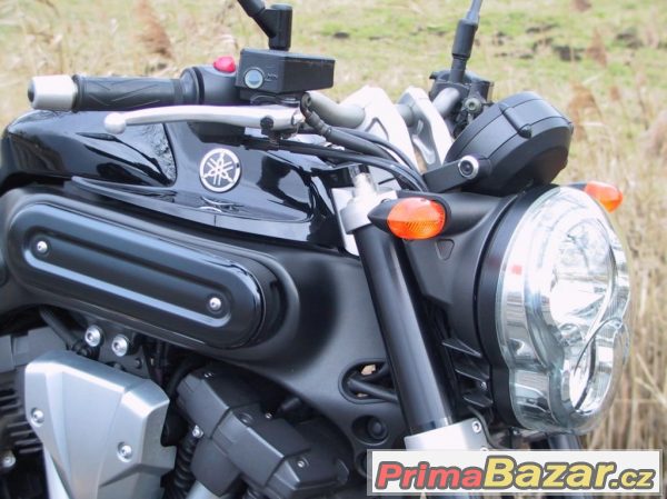 Yamaha MT-01, nakedbike – fotografie 2