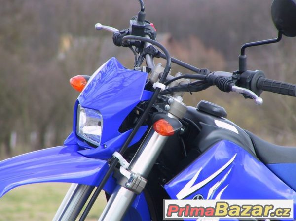 Yamaha WR 250 R, enduro silniční – fotografie 2