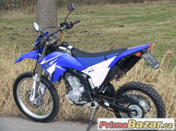 Yamaha WR 250 R, enduro silniční – fotografie 5