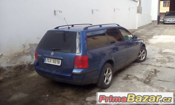 VW Passat 1.9 TDI variant – fotografie 2