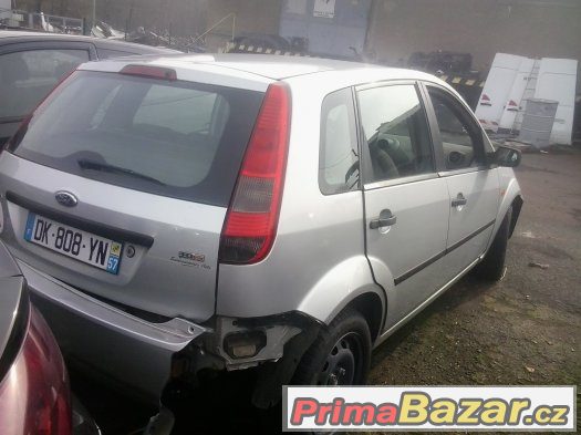 Fiesta 1.4 TDCi rok 2005 - motor OK , vcelku na dily – fotografie 4