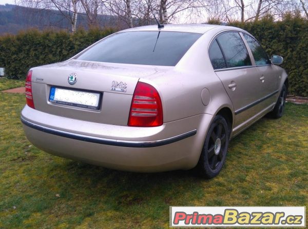 Škoda Superb 2,5TDI 120kW – fotografie 4