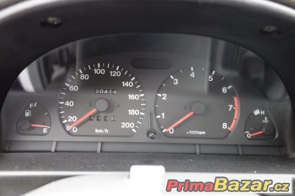 Suzuki Swift - 2003, 1. majitel, ČR – fotografie 6