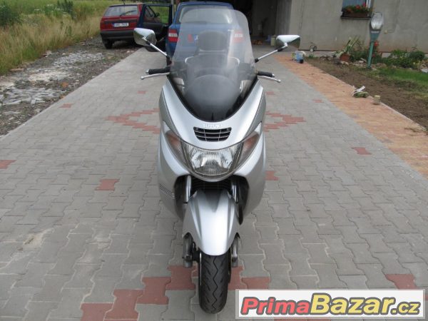 Suzuki Burgman 400, STK 6/2017 – fotografie 2