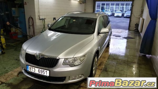 Škoda Superb, kombi, nafta – fotografie 1