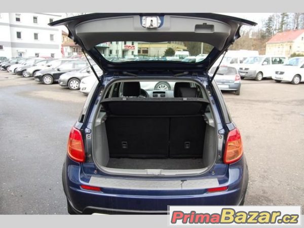 Suzuki SX4, 1.6 4WD, hatchback, benzin – fotografie 5
