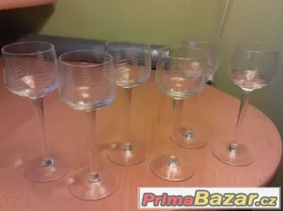 Set skleniček