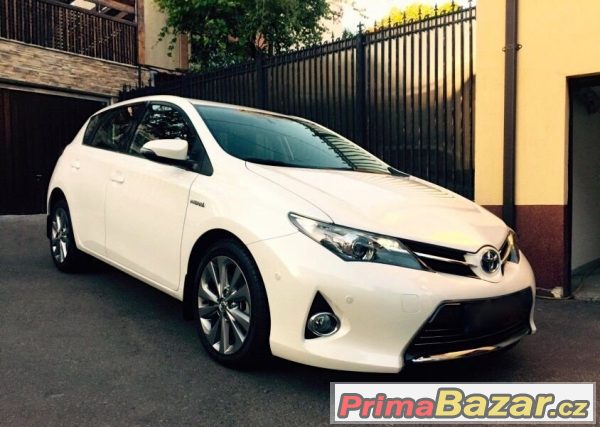 Toyota Auris Hybrid  – fotografie 2