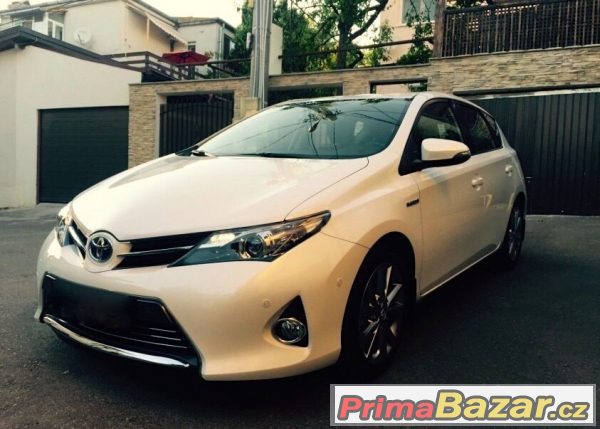 Toyota Auris Hybrid  – fotografie 3