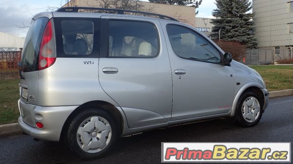 Toyota Yaris Verso VVT-i 1.3 – fotografie 3