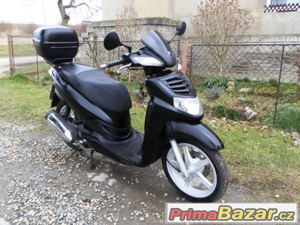 Sym HD 200 i.e, skútr – fotografie 1