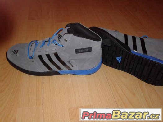 Adidas Daroga outdoor zimní velikost UK 9 – fotografie 2