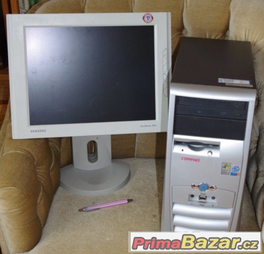 KLASICKÝ STOLNÍ POČÍTAČ PC + monitor (obrazovka) – fotografie 1