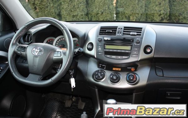 Toyota RAV-4 III  – fotografie 5