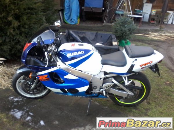 Suzuki gsx-r 750 srad – fotografie 2