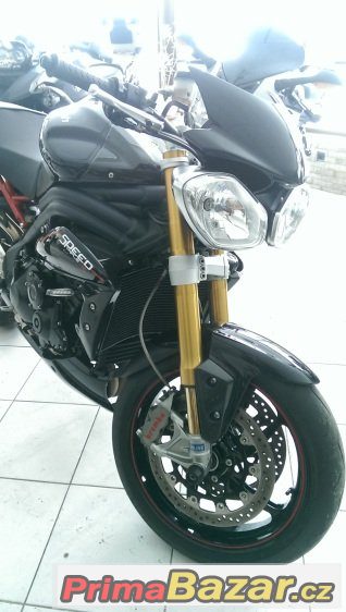 Triumph Speed Triple R, nakedbike – fotografie 3
