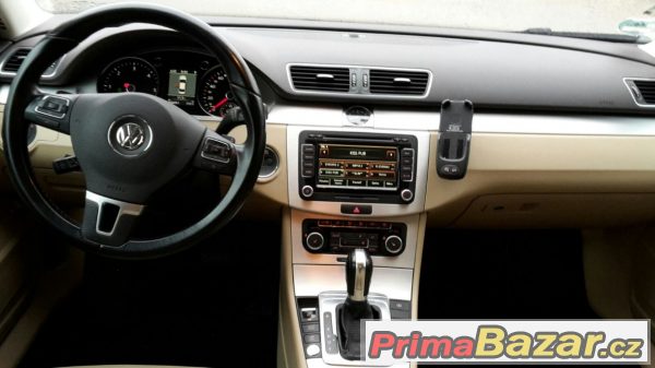 Volkswagen Passat Higline  – fotografie 4
