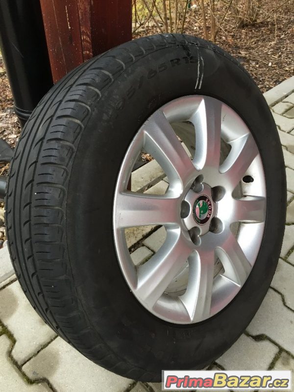 Škoda Octavia TDi 81kW, climatronic – fotografie 5
