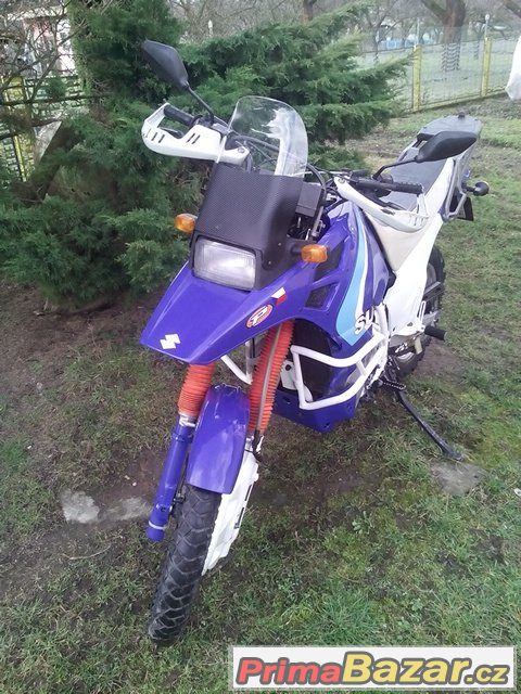 Suzuki DR 750 Big – fotografie 2