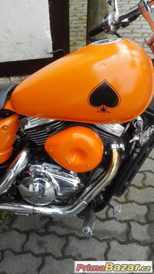 Suzuki VZ 800 Marauder – fotografie 2