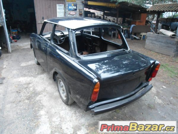 Trabant 601 + MNOHO dílů – fotografie 3