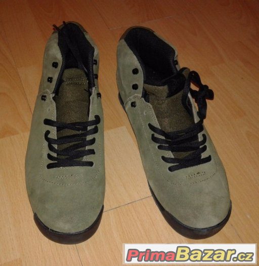 outdoorové boty Nike kotníkové vel. 44 EU – fotografie 2
