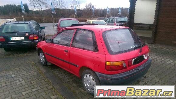 TOYOTA STARLET 1,3 XLI - 60 KW – fotografie 4