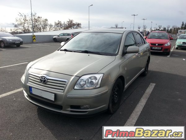 Toyota Avensis Liftback 1,8 LPG – fotografie 1