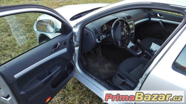 Škoda Octavie 1.6TDi  – fotografie 4