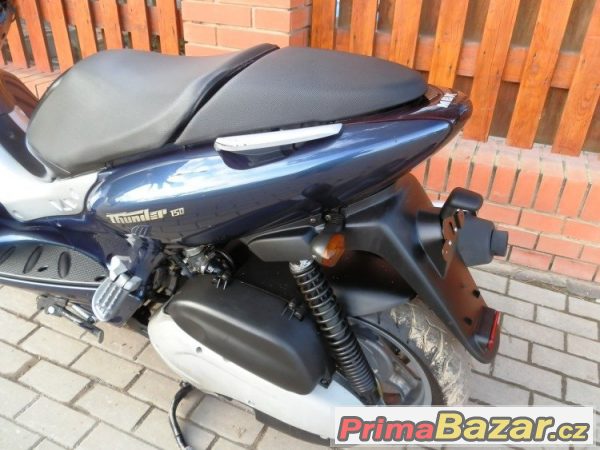 Yamaha XQ 150 Maxster, skútr – fotografie 5