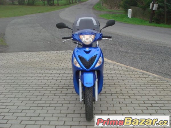 Suzuki Sixteen 150 – fotografie 5