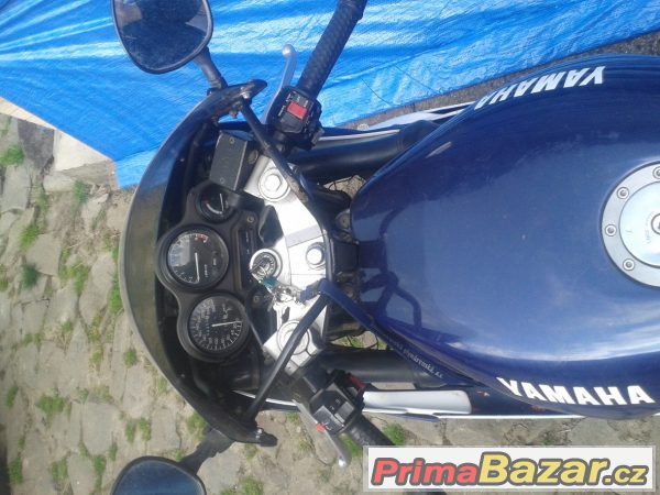 Yamaha 600FZR – fotografie 3