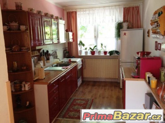 Židlochovice,ul.Nad Farou.Byt.-nájdům:3 byty,2 gar.,zahrada – fotografie 4