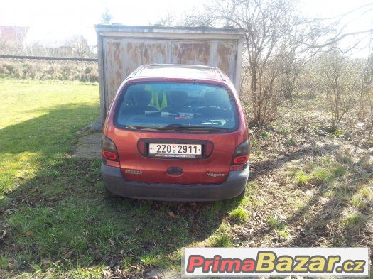 Renault Megane – fotografie 1