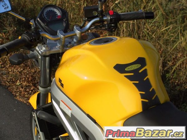 Suzuki SV 650 N, nakedbike – fotografie 6