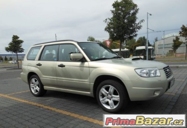 Subaru Forester 2,5XT – fotografie 2