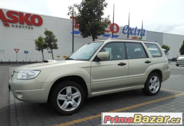 Subaru Forester 2,5XT – fotografie 3