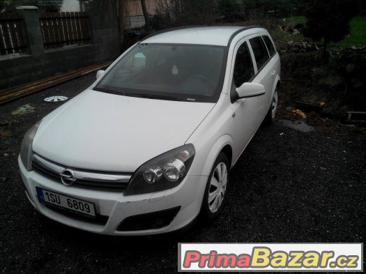 Opel Astra 1.7CDTI 16V – fotografie 2