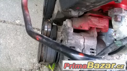 octavia motor 1.6 55 kw benzín – fotografie 3