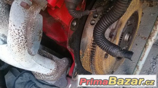 octavia motor 1.6 55 kw benzín – fotografie 4